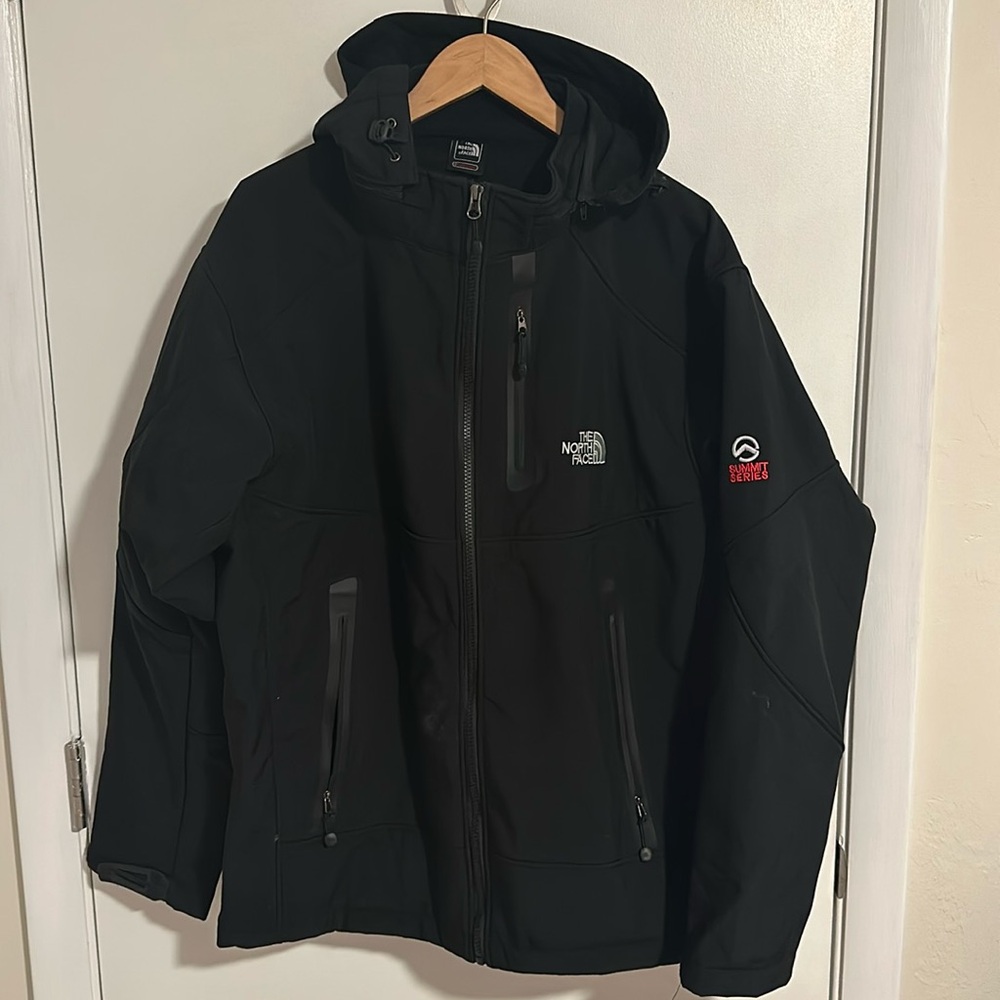 Northface Black Summit Series Winter Hooded Jacket Size Men’s Large Lightly Used